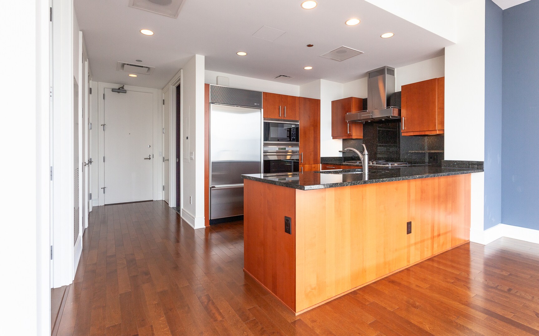 Building Photo - 401 N Wabash Ave