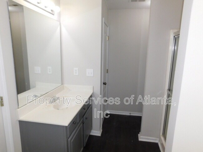 Building Photo - 6672 Grand Hickory Dr