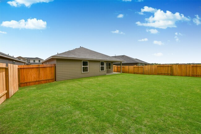 Building Photo - 27458 Serene Pne Dr