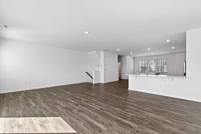 Building Photo - Horton Park Gem: Spacious 4-Bed, 3.5-Bath Townhome
