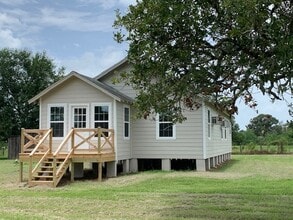 Building Photo - 29231 Sheffield Rd