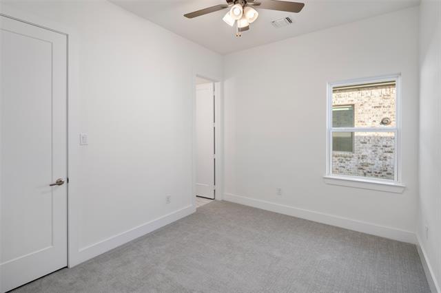 Building Photo - 3500 Mescalbean Dr