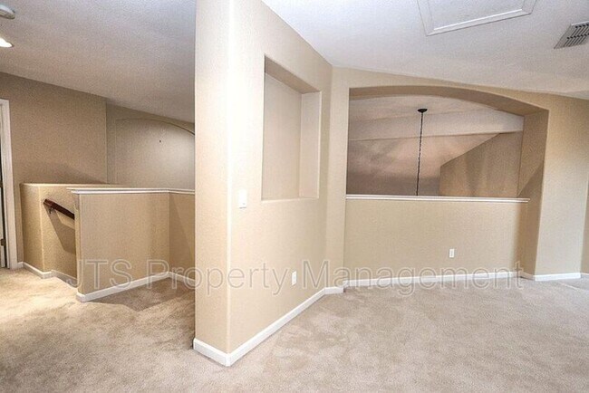 Building Photo - 3240 Big Bear Dr