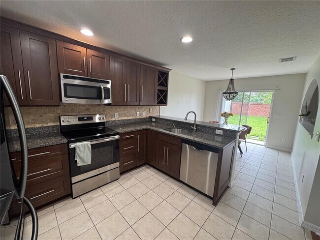 Building Photo - 15249 Harrowgate Way