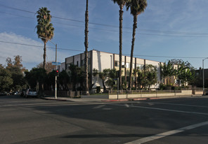 Building Photo - Fountain