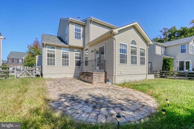 Building Photo - 42245 Sweet Ct