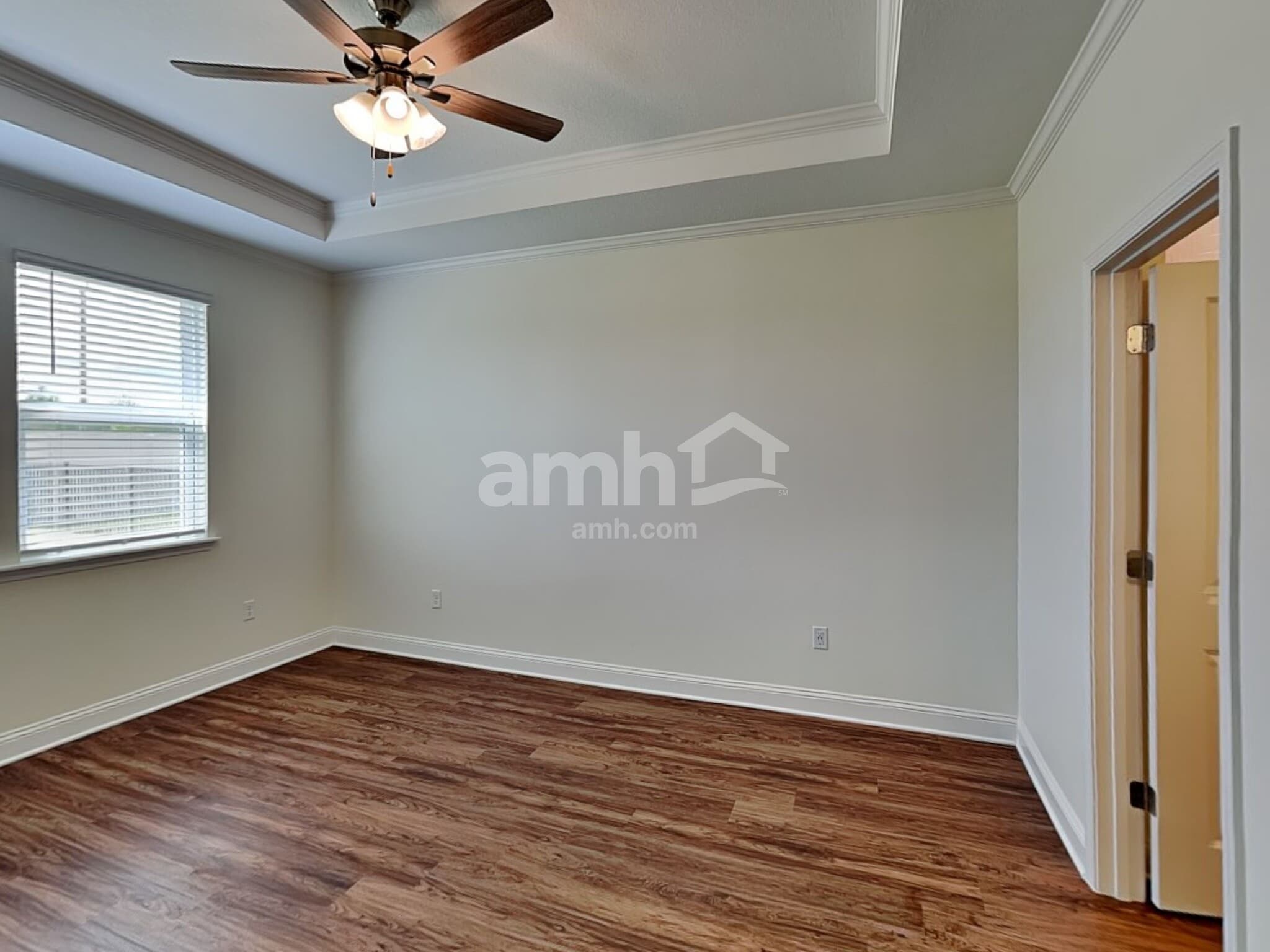 Building Photo - 151 Banyan Frst Dr