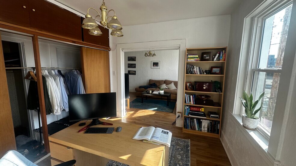 Building Photo - 4010 Butler St