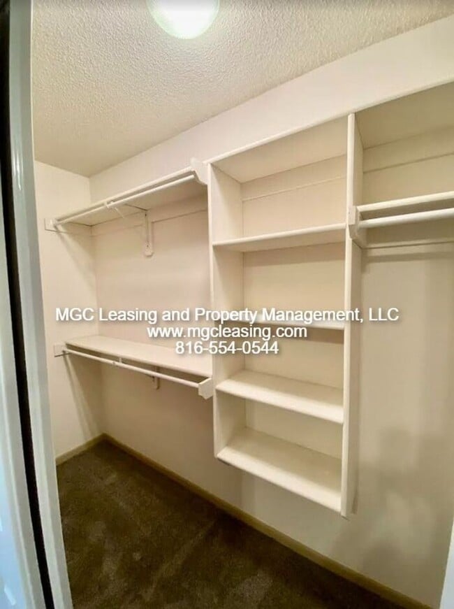 Building Photo - Enjoy Winter In Your Charming Townhome At Timber's East!