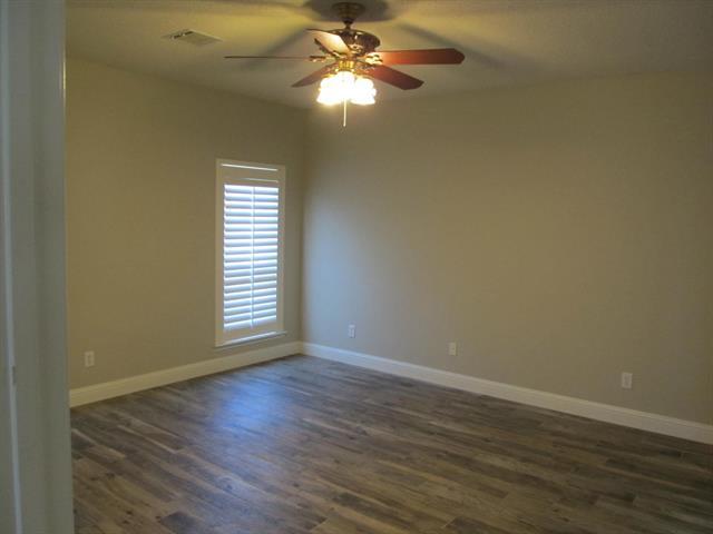 Building Photo - 1614 N Timber Brook Dr