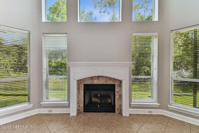 Building Photo - 263 Stonewell Dr