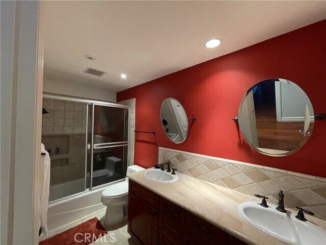 Building Photo - 29404 Seaspray Dr