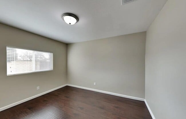 Building Photo - 12451 Telfair Ave