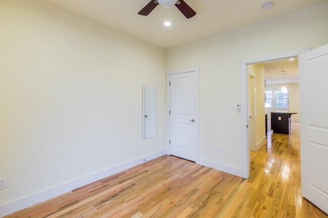 Building Photo - 1541 Ogden St