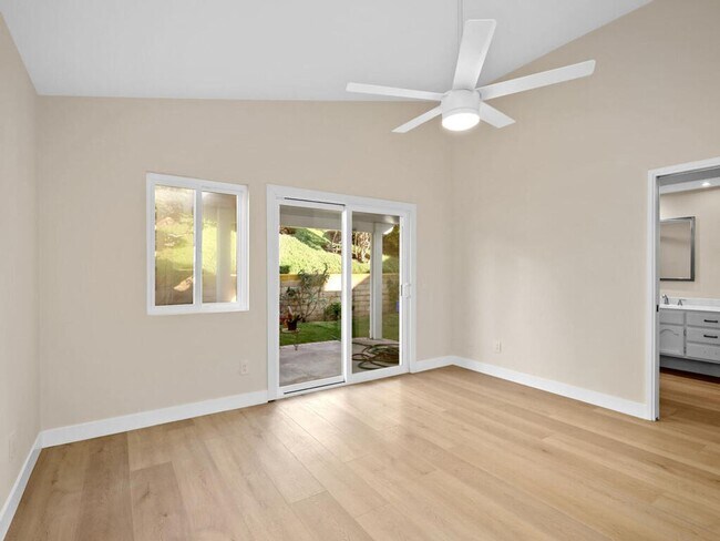 Building Photo - Harbor Pointe - Carlsbad gated community less than one mile to the beach