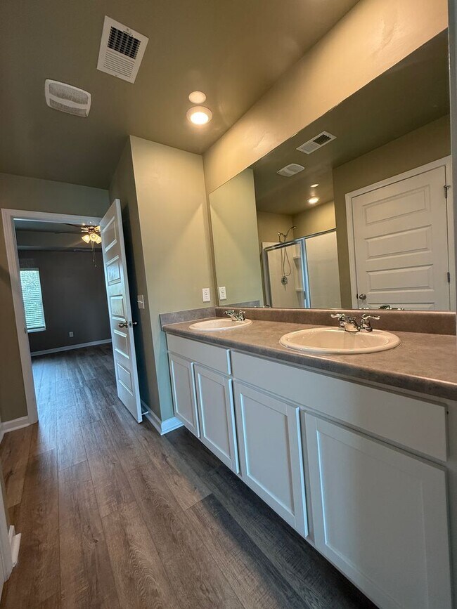 Building Photo - 4 Bed/2.5 Bath Home near Ft. Gordon