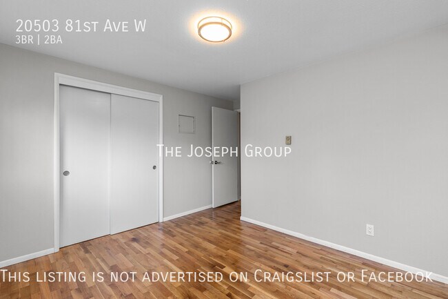 Building Photo - Open and bright 3 bed/1.75 bath in Edmonds!