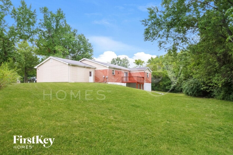 Building Photo - 6155 Fox Chase Ct