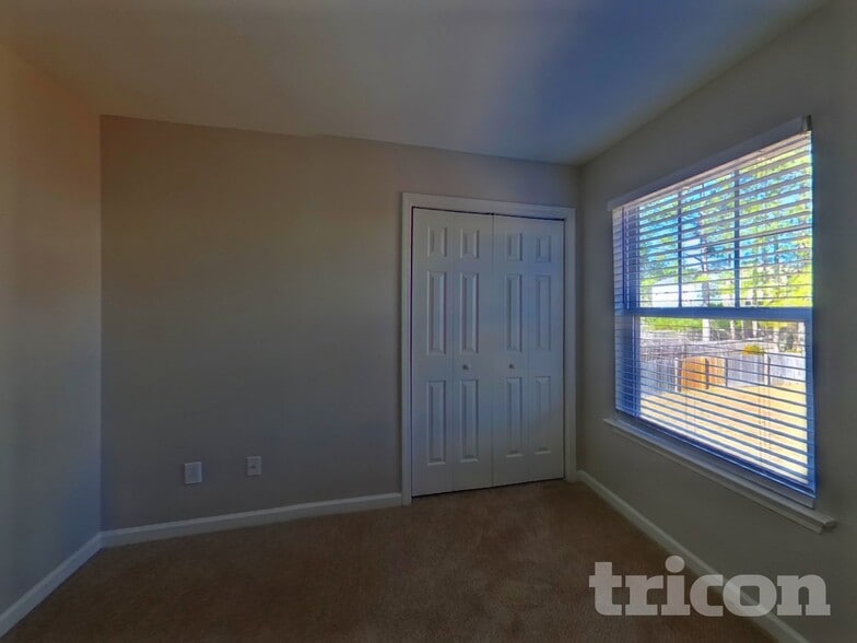 Building Photo - 138 Stanley Ct