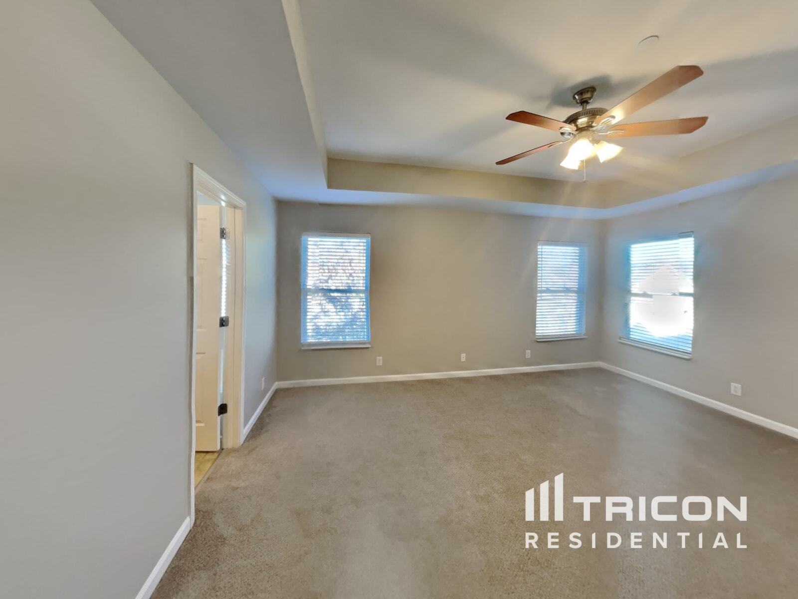 Building Photo - 1307 Creekside Dr