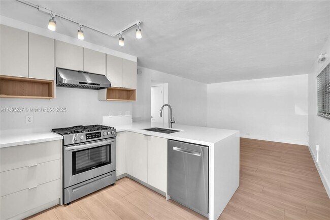 Building Photo - 3265 Virginia St