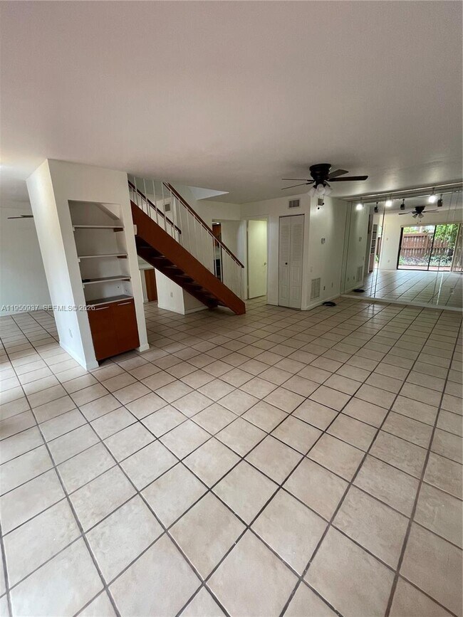 Building Photo - 6425 SW 116th Pl