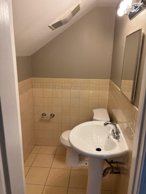 Building Photo - 18044 Prest St