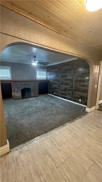 Building Photo - 247 Cedar Ave