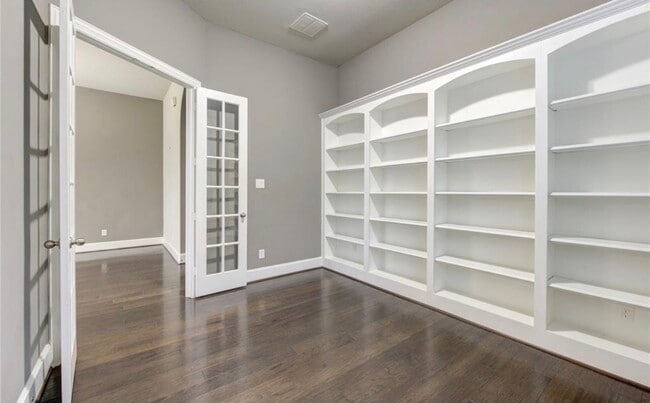 Building Photo - 29419 Wood Lily Dr