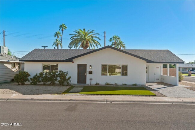 Primary Photo - 2623 N 74th Pl