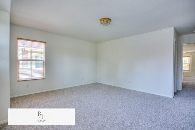 Building Photo - Lovely Home in Windsor at Terra Vista!