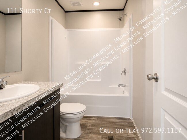 Building Photo - 111 Shorty Ct
