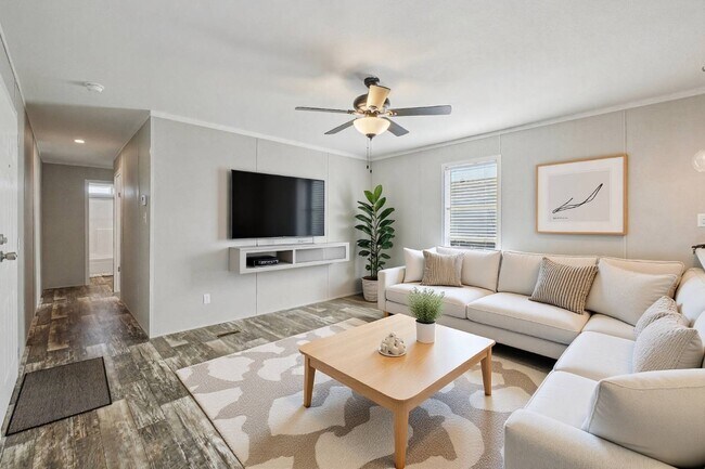 Building Photo - 1620 Swallowtail Dr