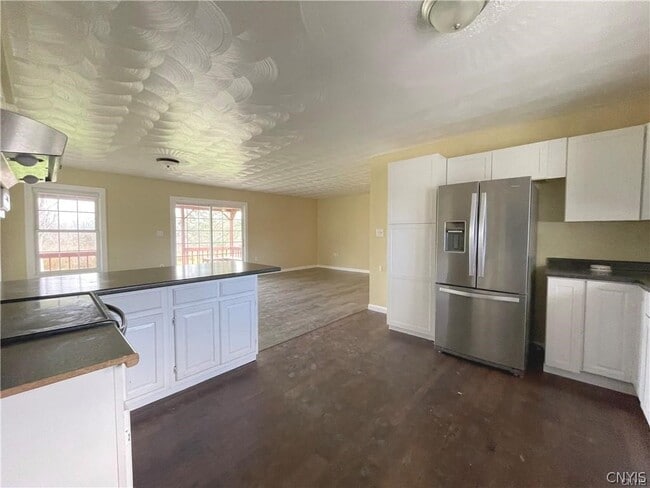 Building Photo - 8612 Peck St