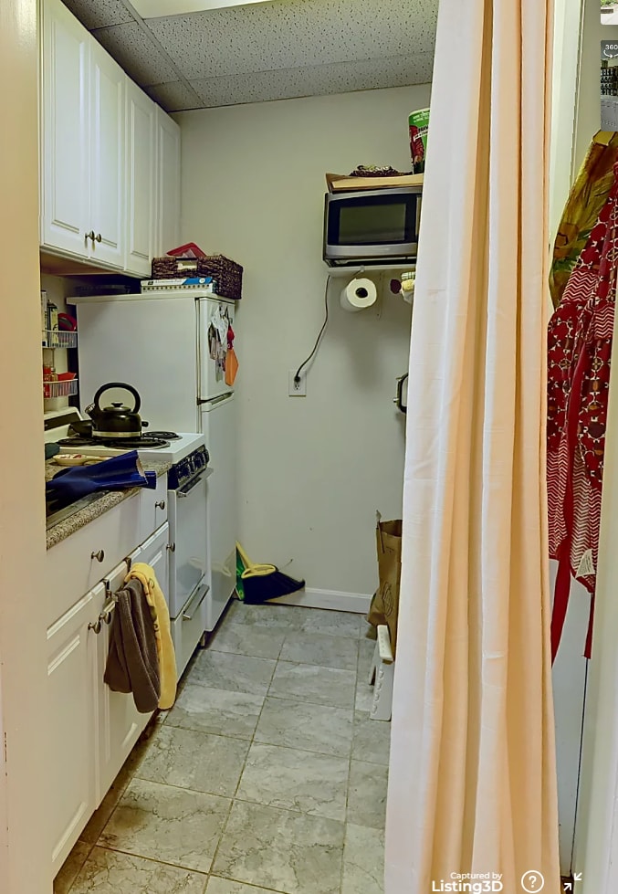 Building Photo - 1061 Beacon St