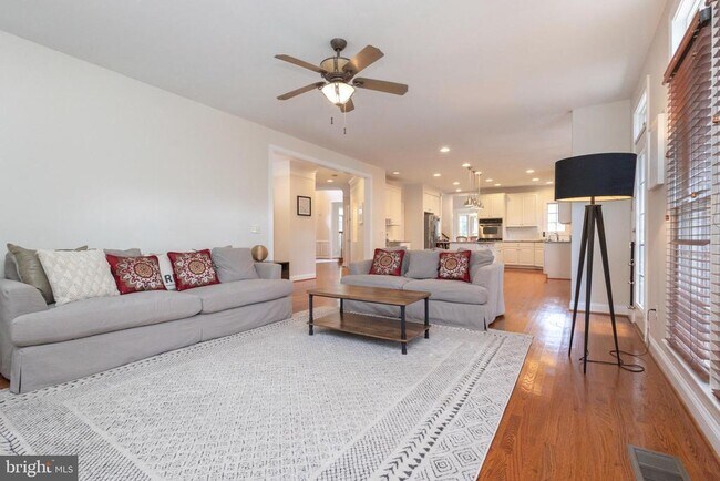 Building Photo - 11629 Forest Hill Ct