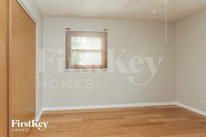 Building Photo - 325 Ramble Rd