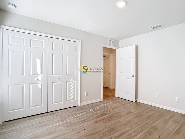 Building Photo - 15108 SW 37th Terrace
