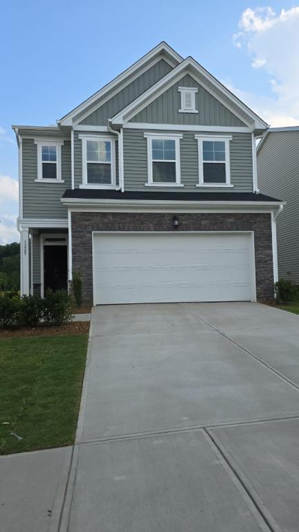 Building Photo - 1225 Atterlee Ln