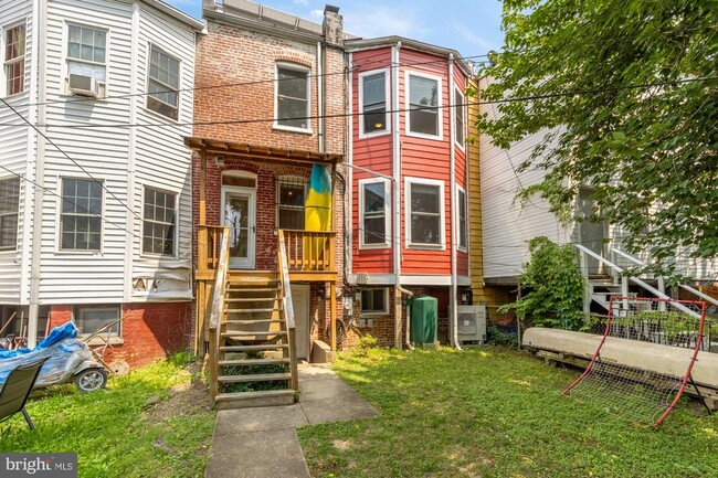 Building Photo - 4012 7th St NW