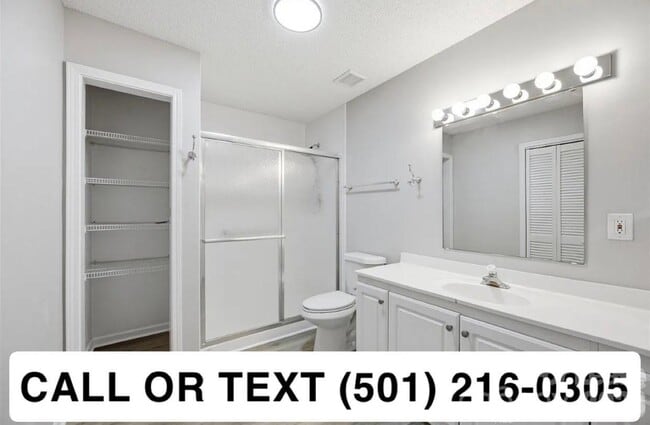 Building Photo - 1307 Creekview Dr