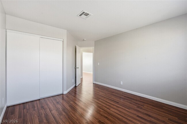 Building Photo - 808 Majestic Rock Cir