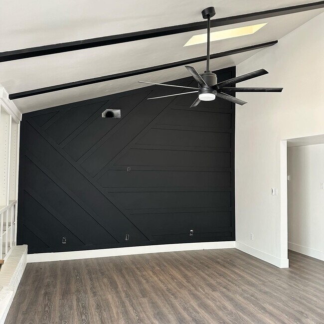 Building Photo - 5301 Sooner Trail NW