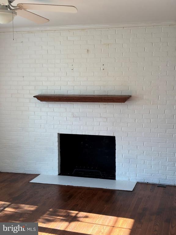 Building Photo - 1701 Brandon Dr