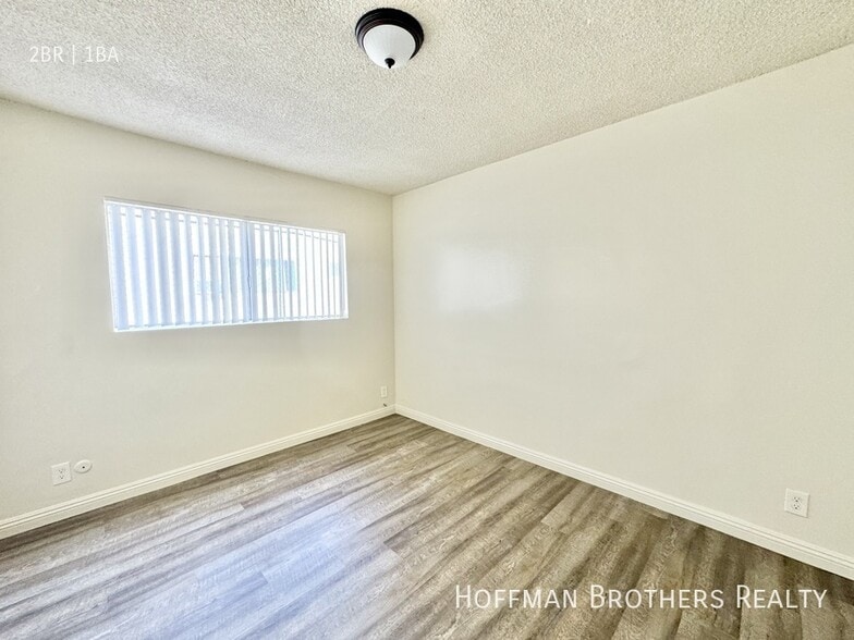 Building Photo - 6729 Cleon Ave