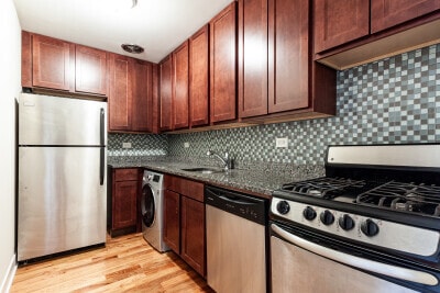 Building Photo - 555 W Arlington Pl