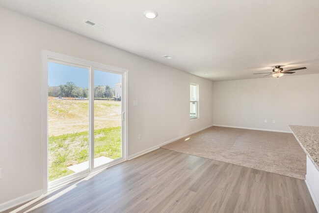 Building Photo - 1538 Nia Rd