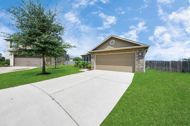 Building Photo - 15218 Taos Creek Ct