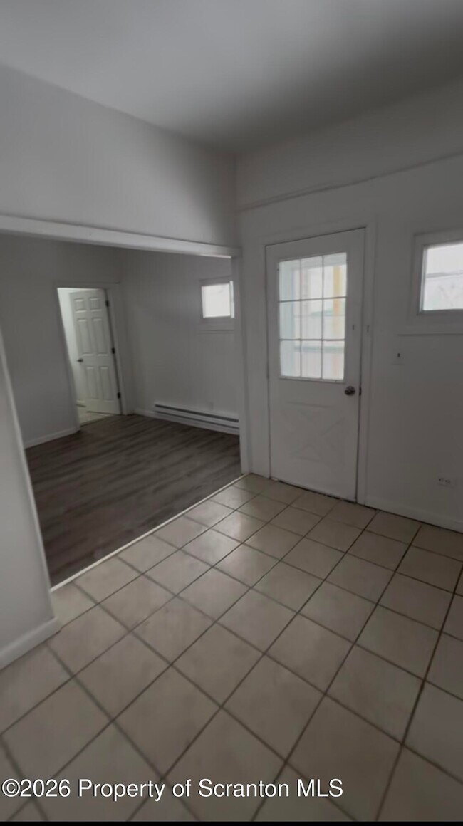 Building Photo - 375 Grove St