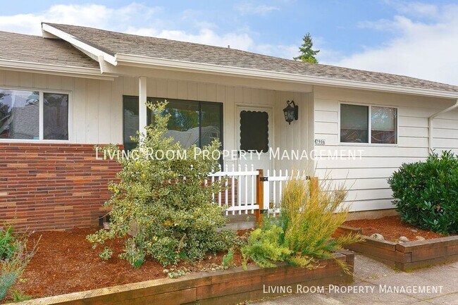 Primary Photo - 7906 NE Oregon St